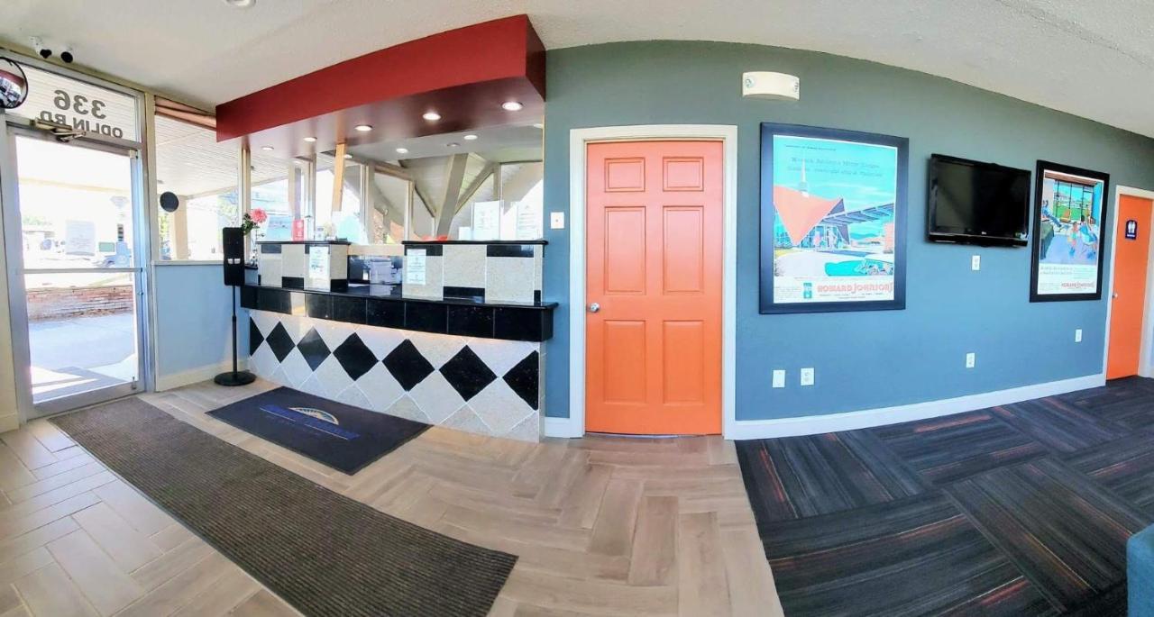 Hotel Howard Johnson By Wyndham Bangor Extérieur photo