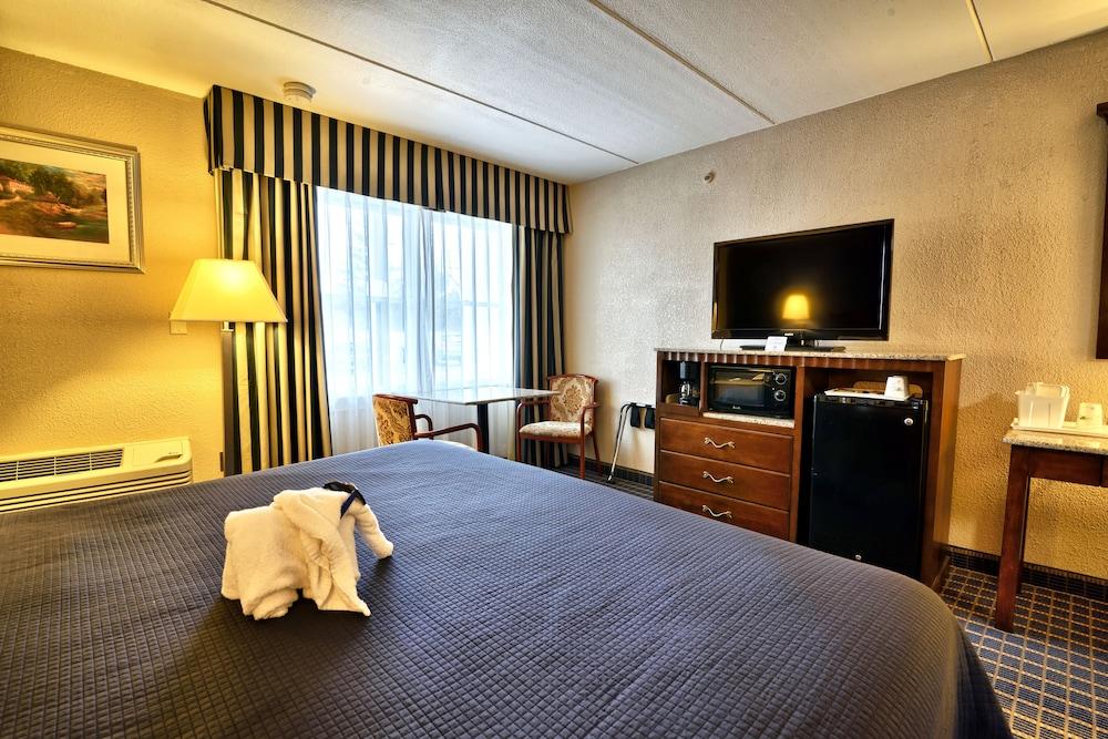 Hotel Howard Johnson By Wyndham Bangor Extérieur photo