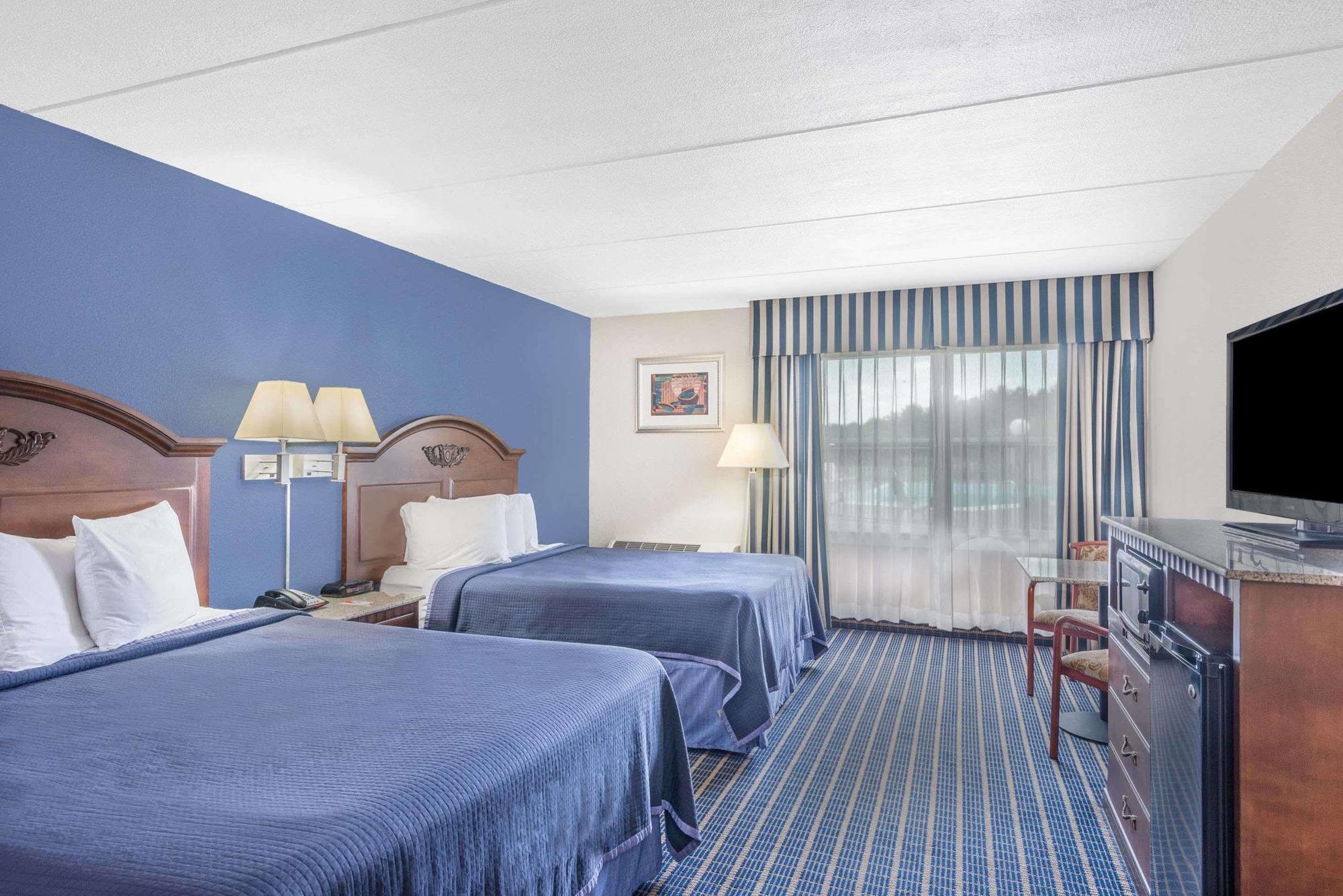Hotel Howard Johnson By Wyndham Bangor Extérieur photo